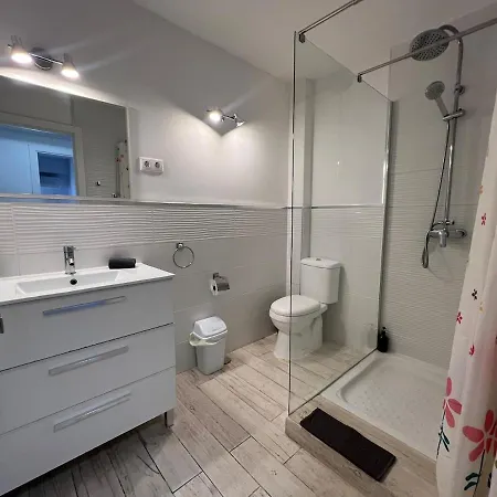 דירה Evans Realty Cg 2 Linea Playa Centro Boliches פואנגירולה