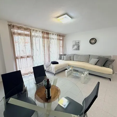 Evans Realty Cg 2 Linea Playa Centro Boliches דירה פואנגירולה