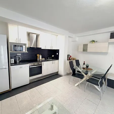 Evans Realty Cg 2 Linea Playa Centro Boliches דירה פואנגירולה